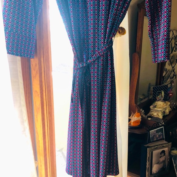 💜🦋👗BRINA & EM Colorful, soft and dressy. EUC. Color palette is beautiful - Picture 5 of 8